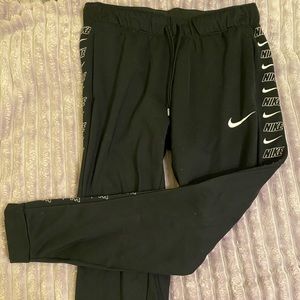 Nike joggers